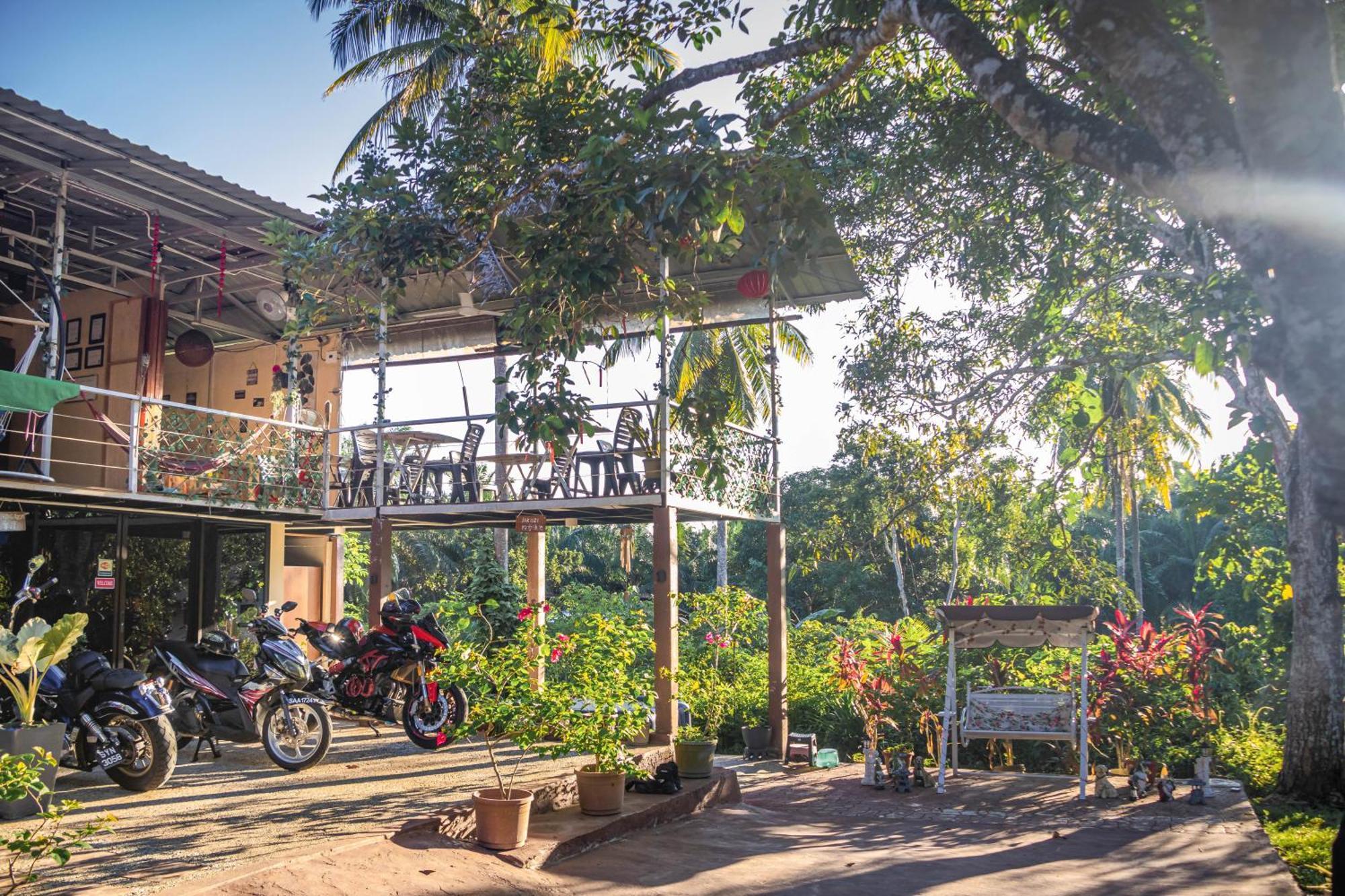 Timba Garden Free Town And Jetty Transport Hotel Semporna Exterior photo