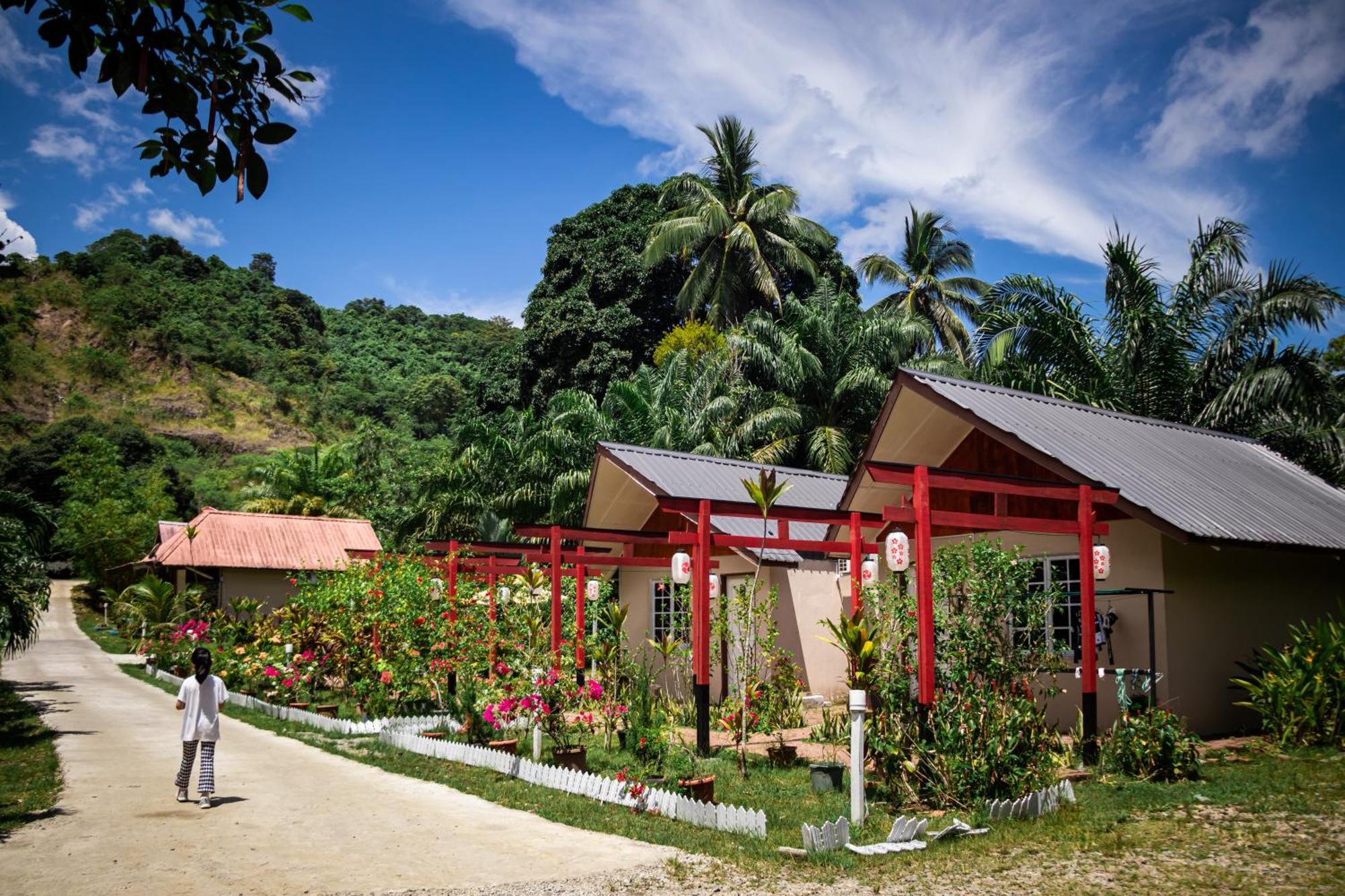 Timba Garden Free Town And Jetty Transport Hotel Semporna Exterior photo
