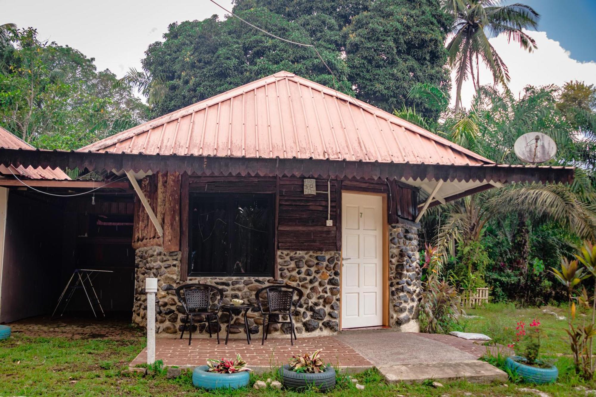 Timba Garden Free Town And Jetty Transport Hotel Semporna Exterior photo